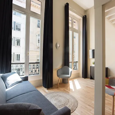 Hotel Helzear Etoile By Esteem 4*