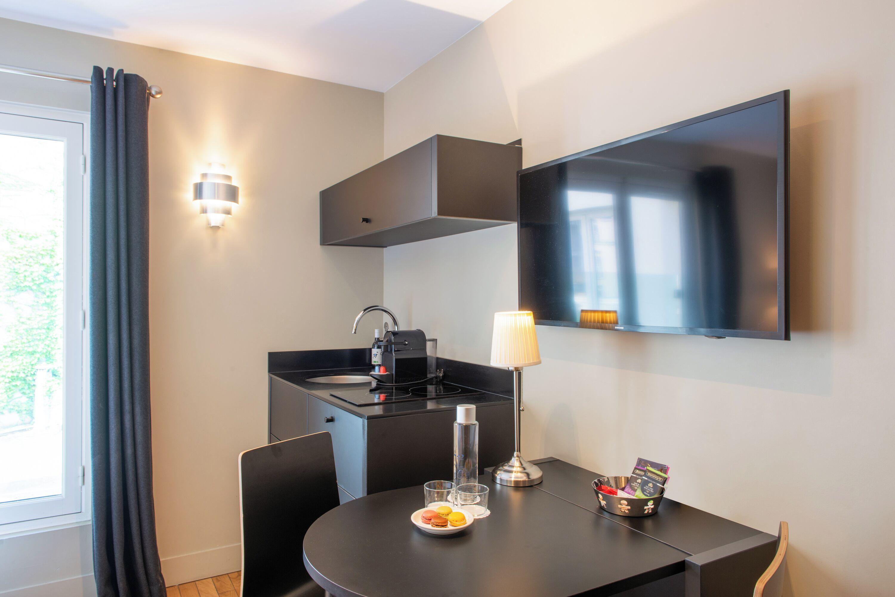 Helzear Etoile By Esteem 4*